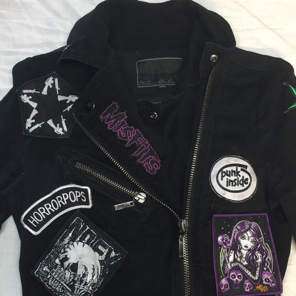 Cropped Jacket with Multiple Patches - Picture 3 of 10